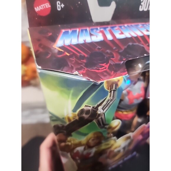 NEW Masters Of The Universe Masterverse New Eternia Flying Fists He-Man - Picture 7 of 8